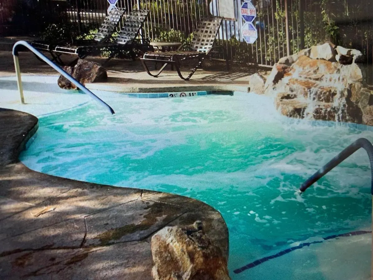 Tahiti Village Resort & Spa Las Vegas
